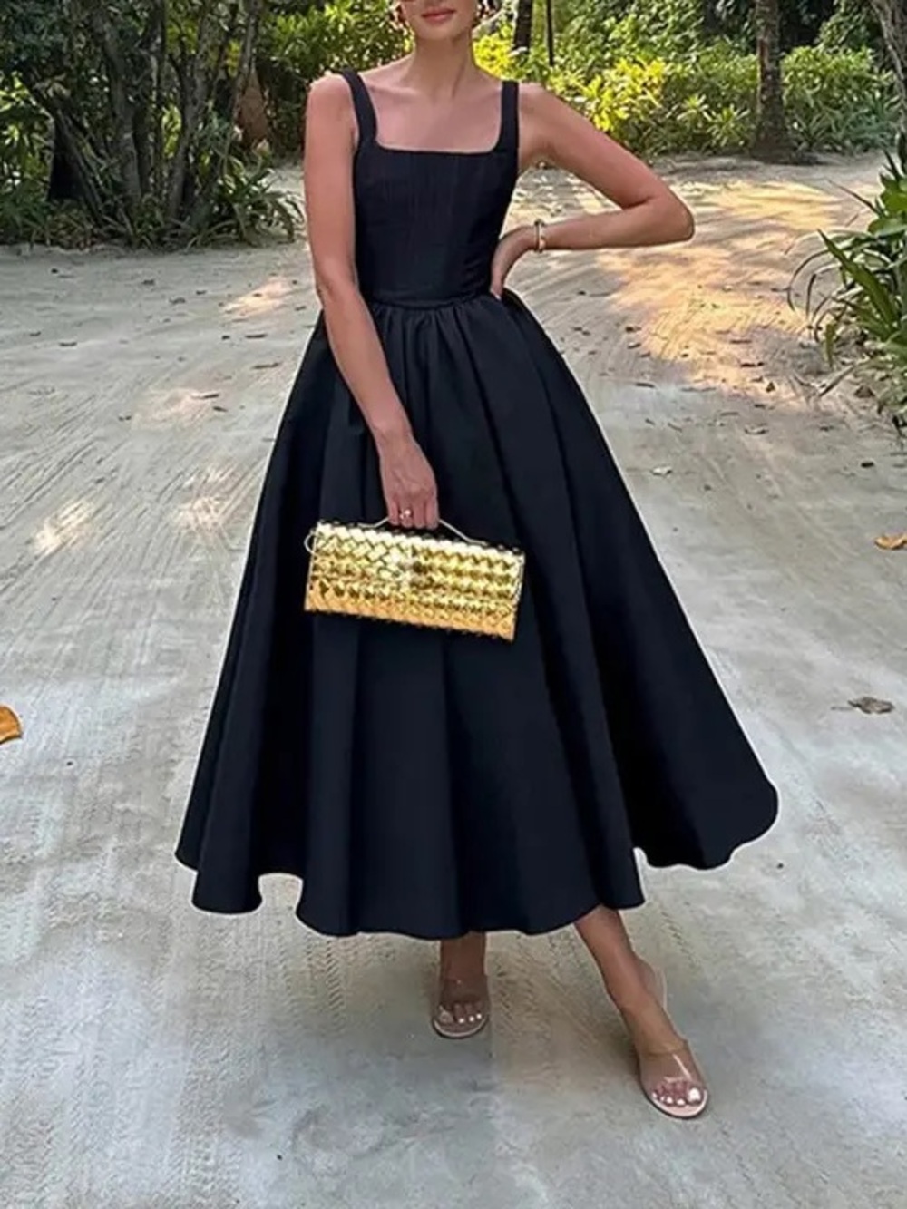 Elegant Black Midi Dress with Square Neck